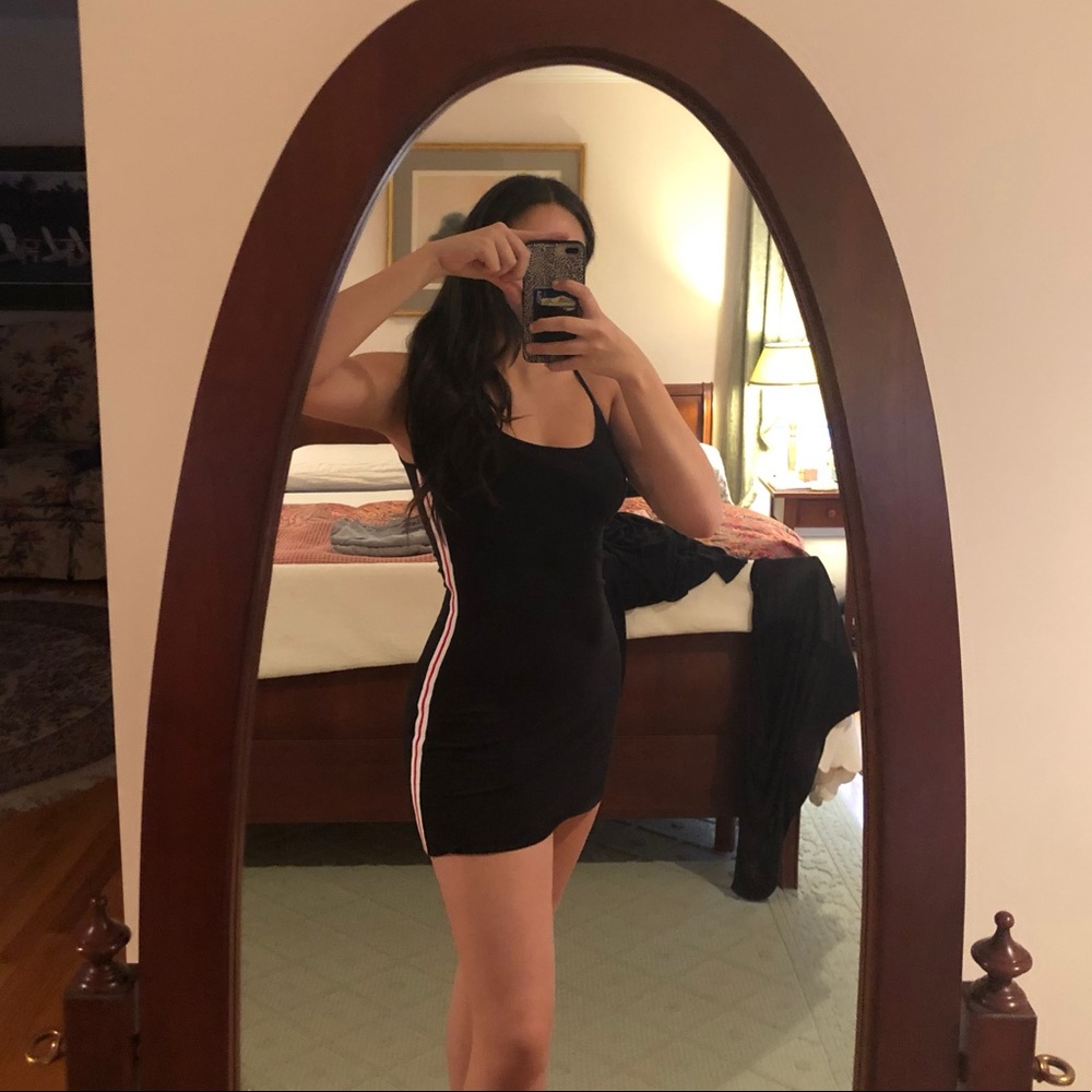 Brandy Melville Kyran dress